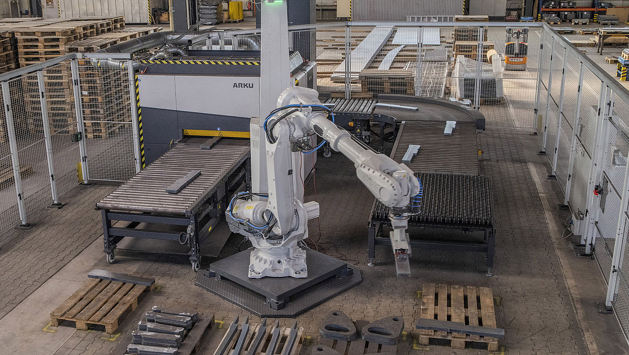 Production Line with handling robot